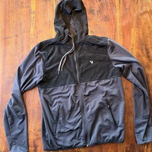 Vuori Men's Sunday element jacket - Black and gray